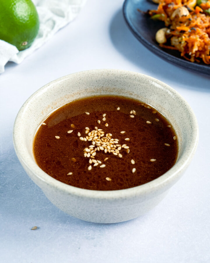 Asiatisches Dressing für Salate und Bowls