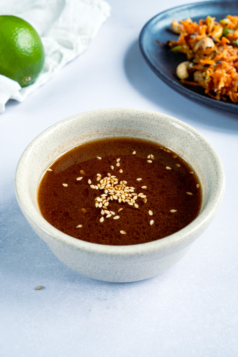 Asiatisches Dressing für Salate und Bowls