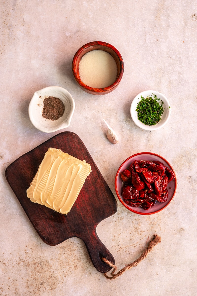 Zutaten für Tomatenbutter