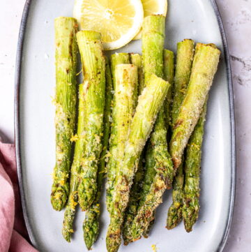 Grüner Spargel aus der Heißluftfritteuse