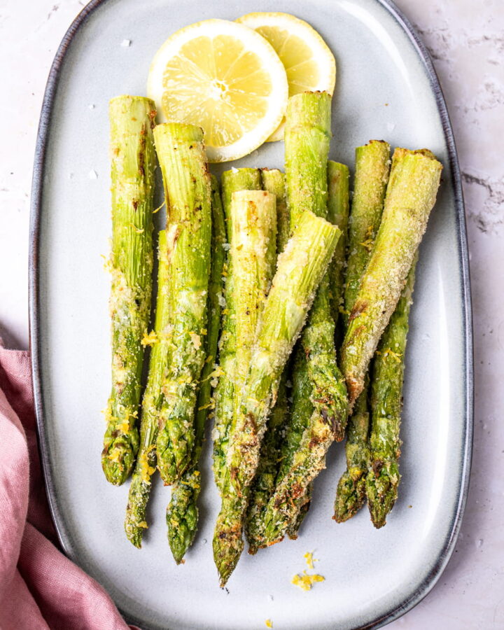 Grüner Spargel aus der Heißluftfritteuse
