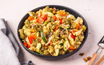 Hirsesalat mit Ofengemüse und Pesto